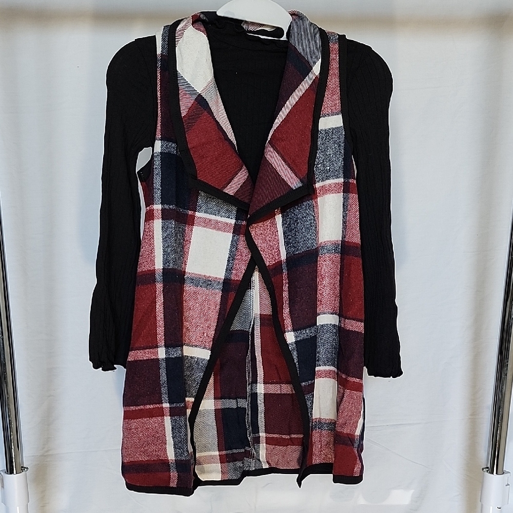 SHEIN Red and Black Checkered Cardigan Set